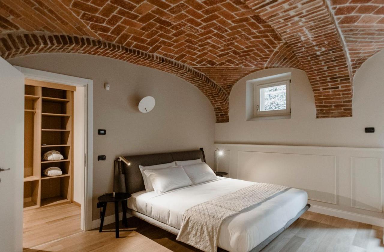 Parco Reala // Rural - Luxury - Rooms Corneliano d'Alba Exterior photo