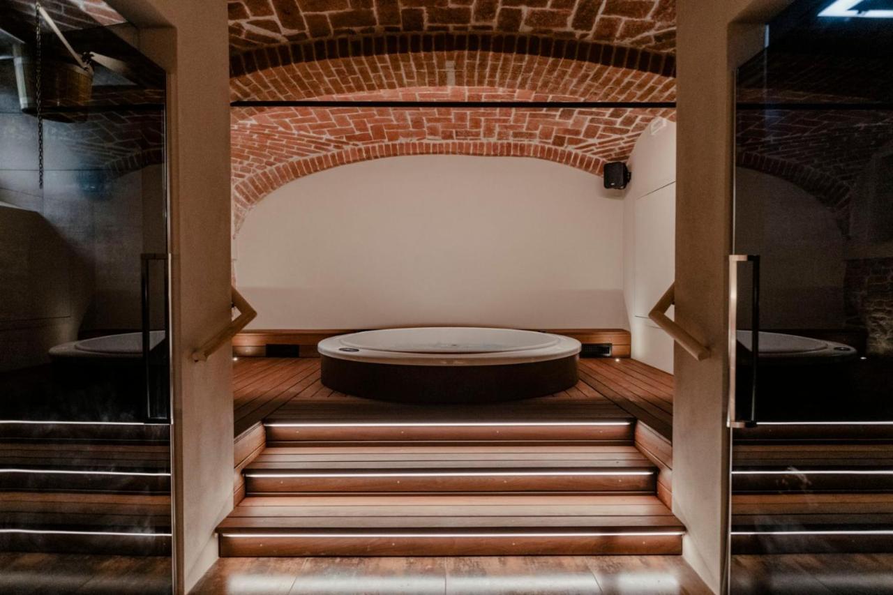 Parco Reala // Rural - Luxury - Rooms Corneliano d'Alba Exterior photo