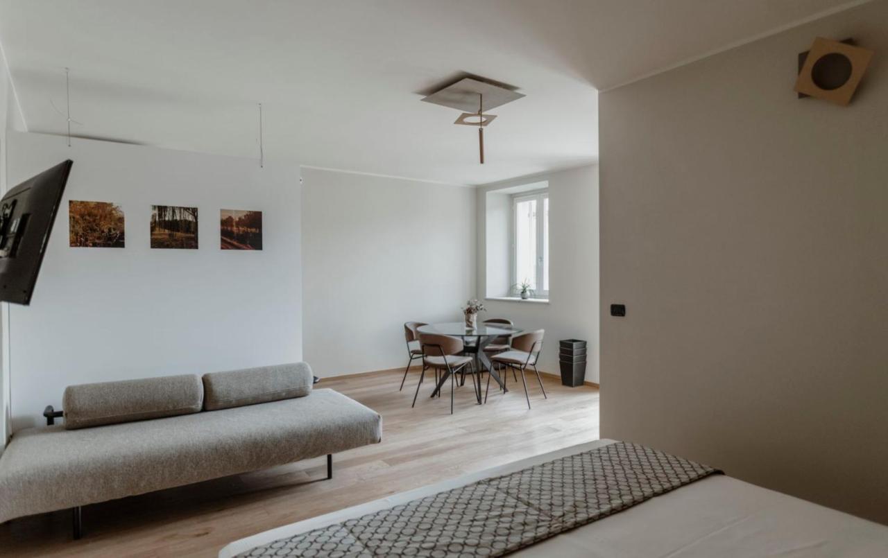 Parco Reala // Rural - Luxury - Rooms Corneliano d'Alba Exterior photo
